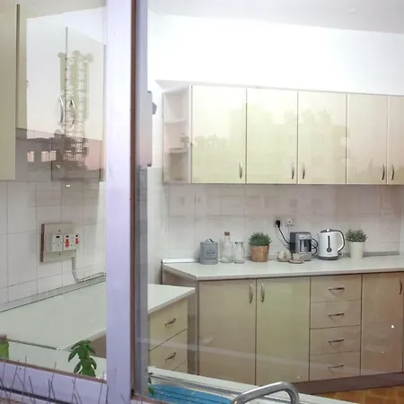 Apartament Dereboyu